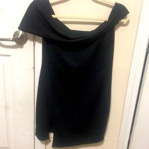 Black shoulder dress with slit.